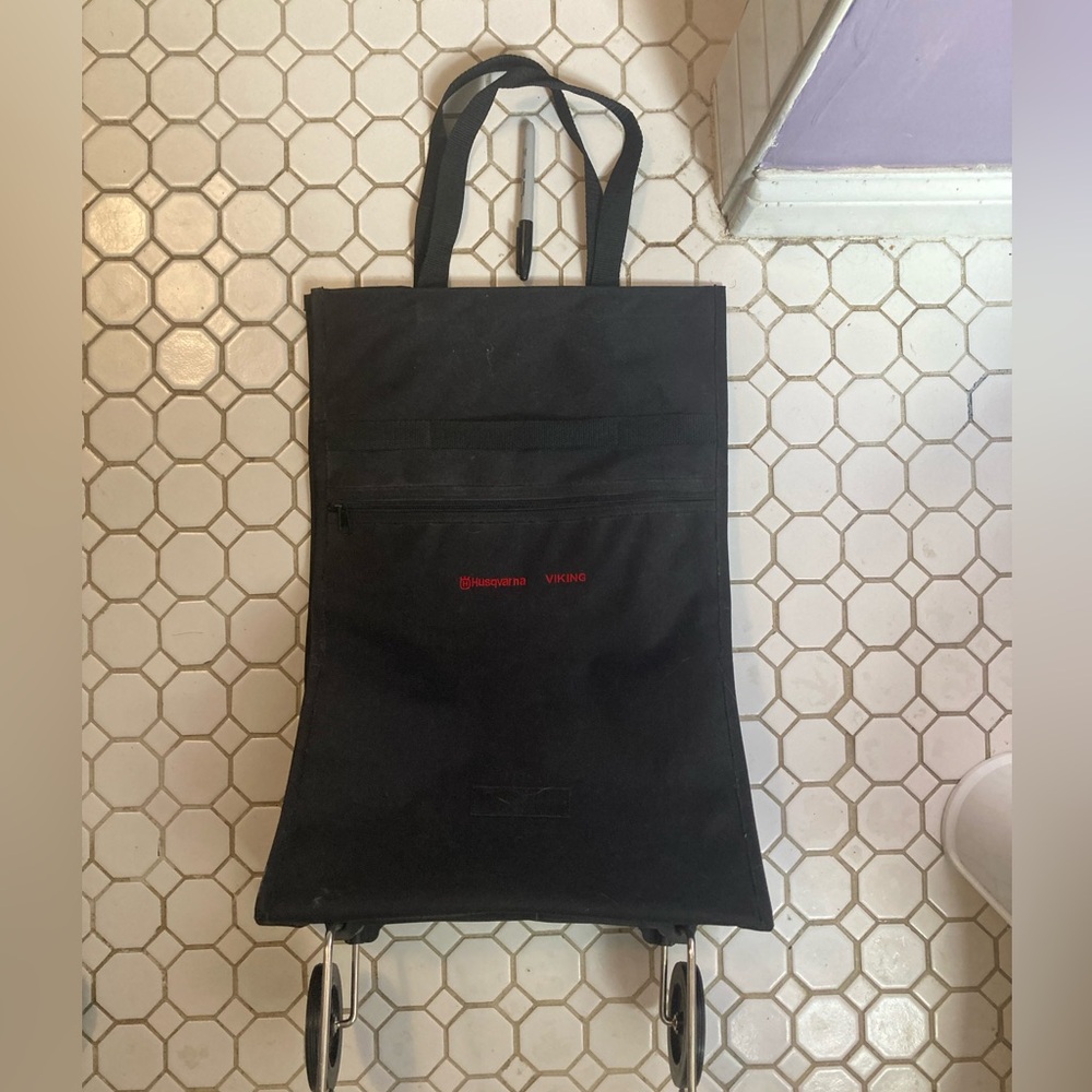 Husqvarna Viking foldable rolling sewing supply carrying case tote